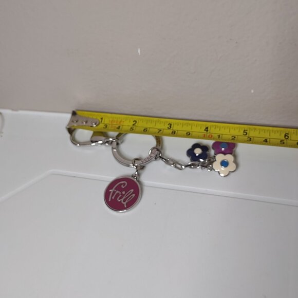 Cute Multicolor Vera Bradley Flower Keychain - Picture 4 of 4